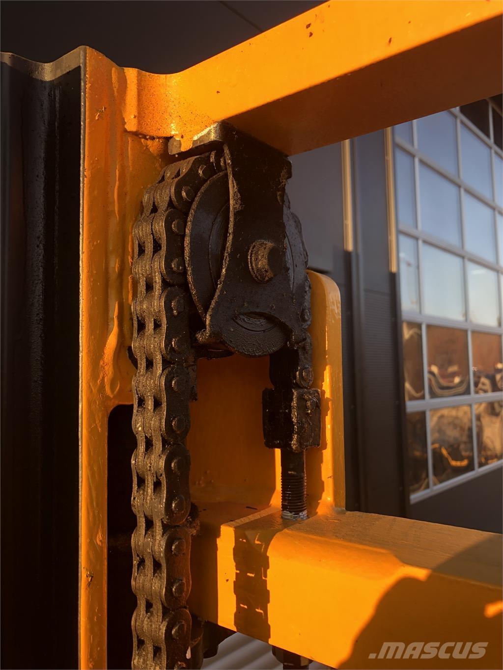 Jungheinrich WP16 Elektromos gyalogkíséretű targoncák