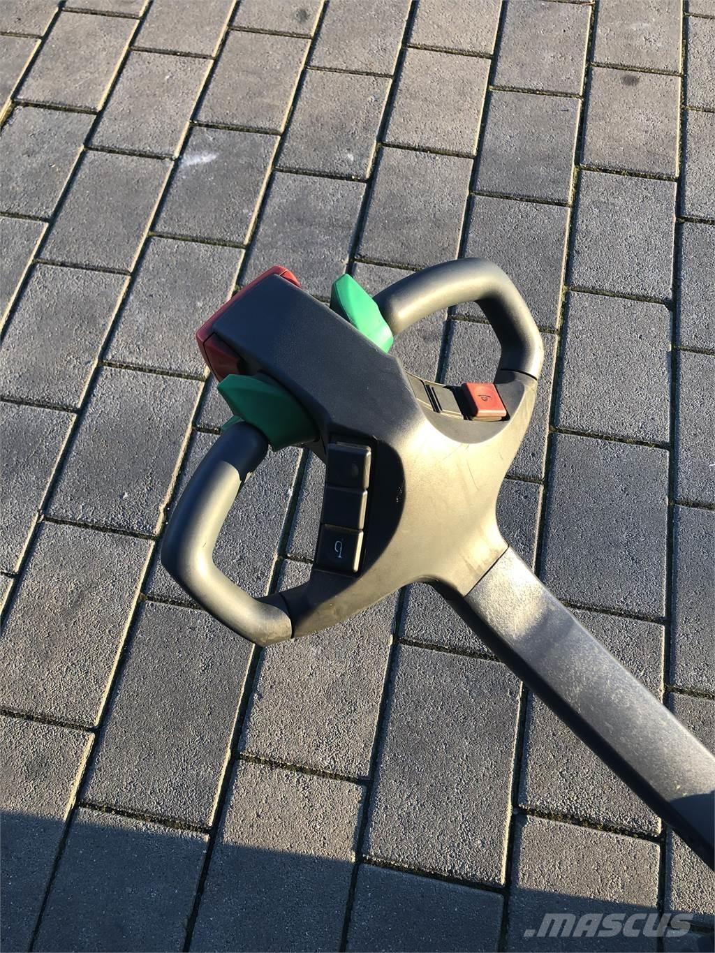 Jungheinrich WP16 Gyalogkíséretű targonca