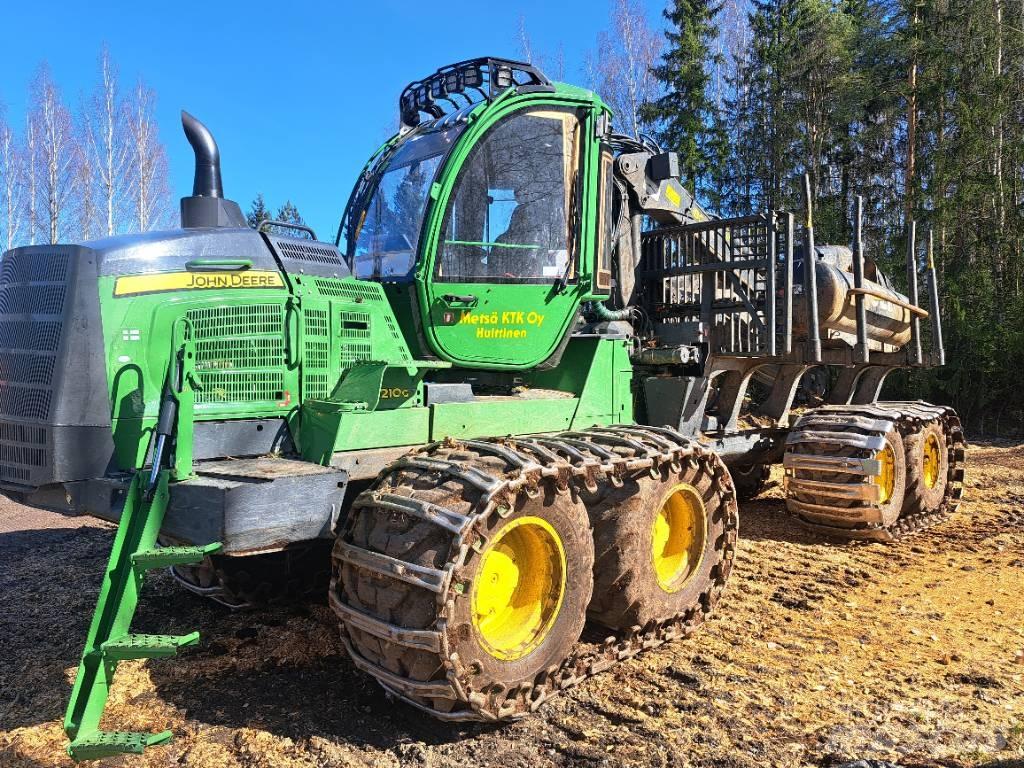 John Deere 1210G Kihordók