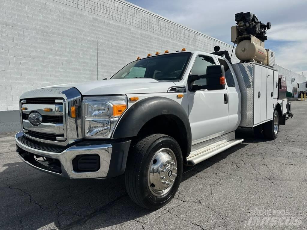Ford F 450 Fülkés alváz