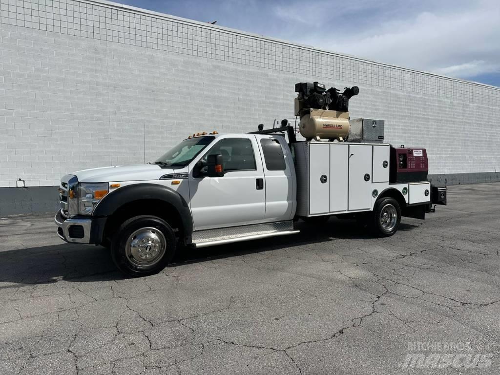 Ford F 450 Fülkés alváz