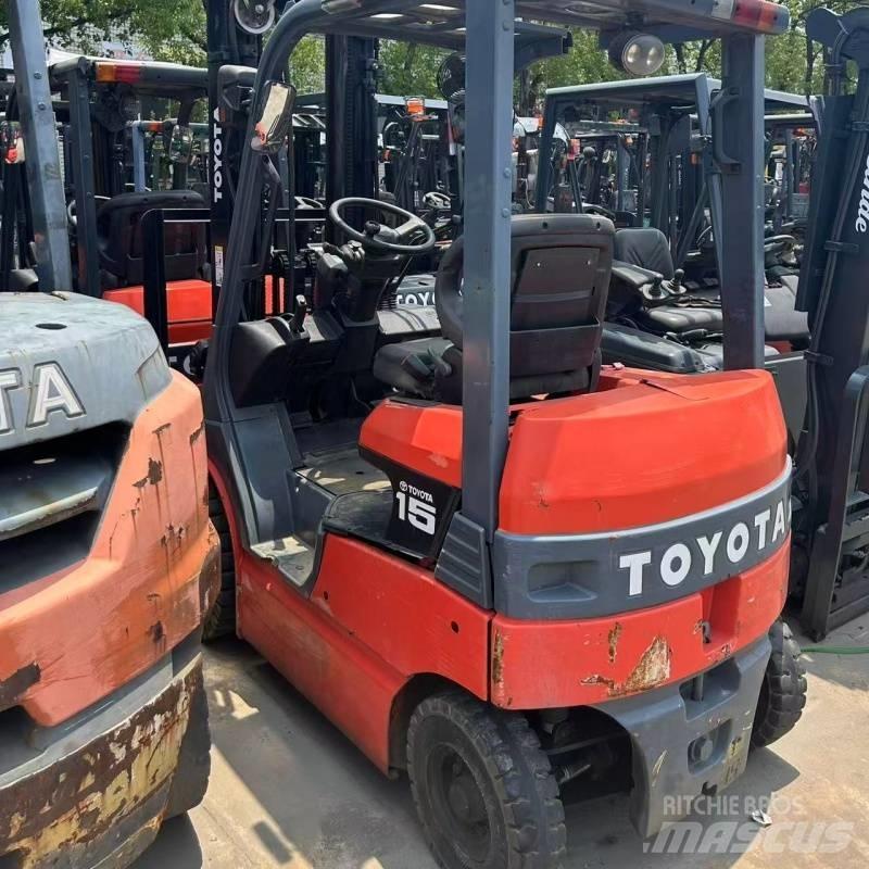 Toyota 15 Elektromos targoncák