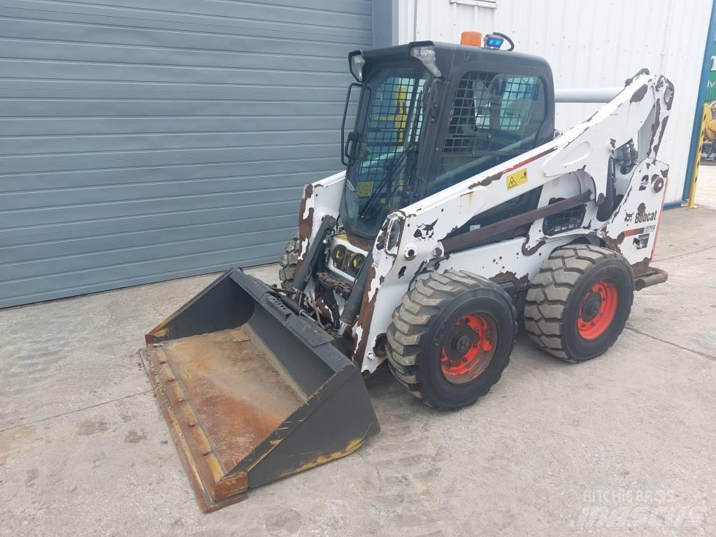 Bobcat 377 Kompaktrakodók