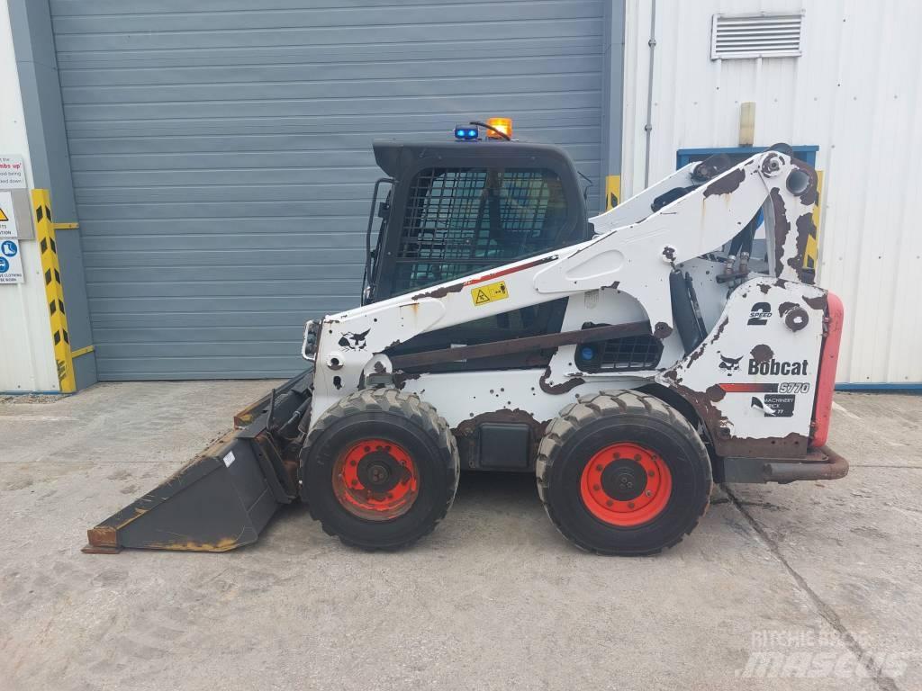 Bobcat 377 Kompaktrakodók