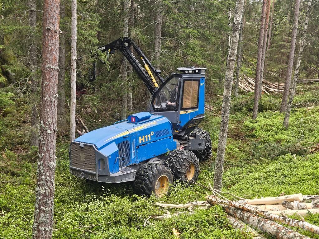 Rottne H 11 D Betakarítók