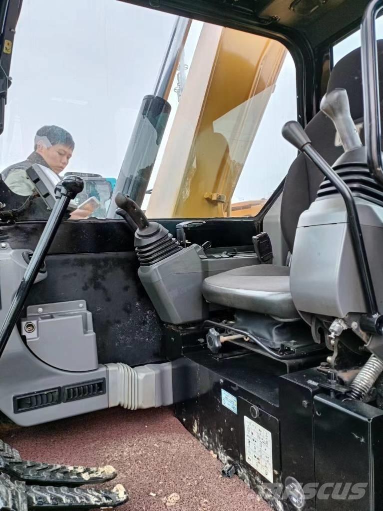CAT 307 Lánctalpas kotrók