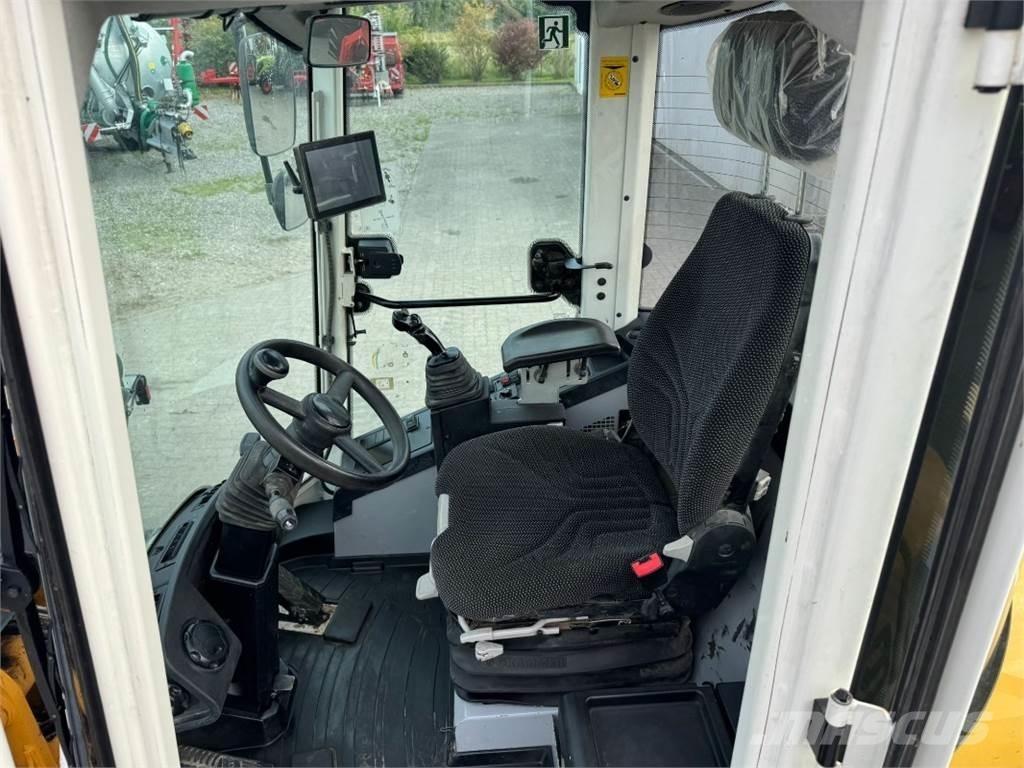 Liebherr 509 Tele Gumikerekes homlokrakodók