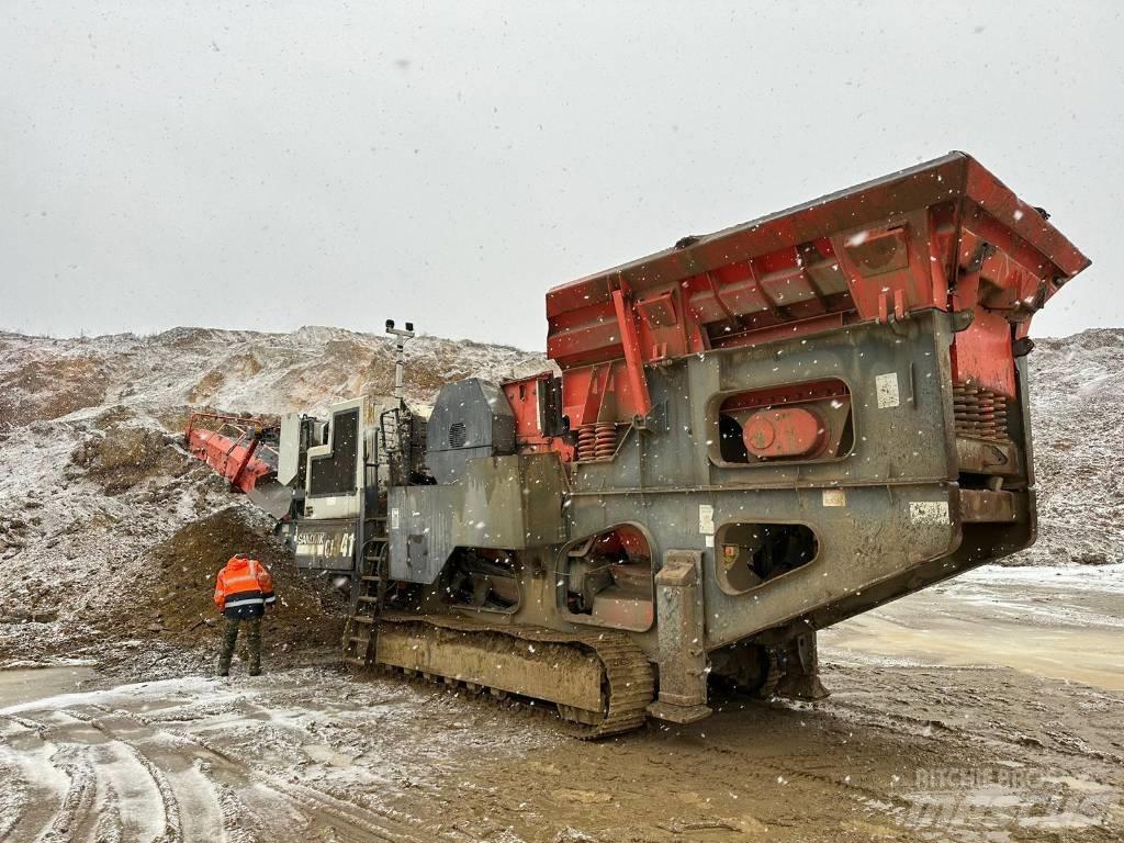 Sandvik QJ 341 Mobil törőgépek