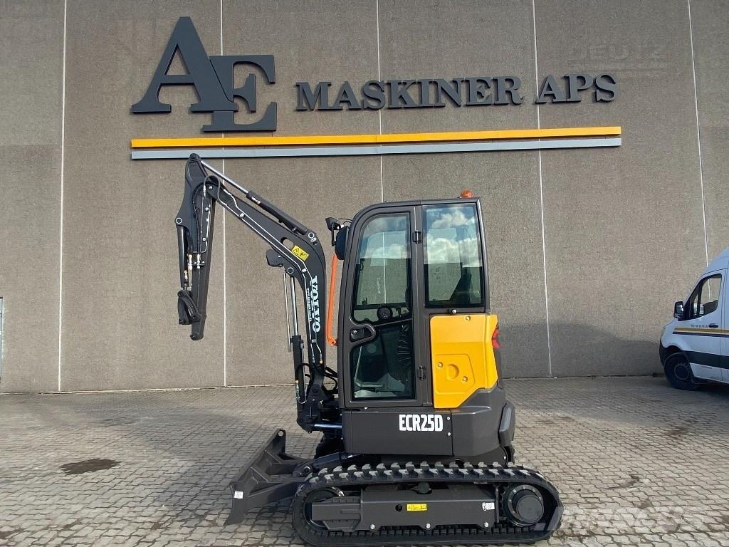 Volvo ECR 25 D Mini kotrók < 7t