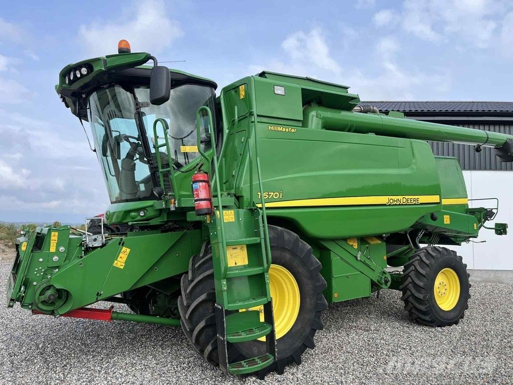 John Deere T 670 i Kombájnok