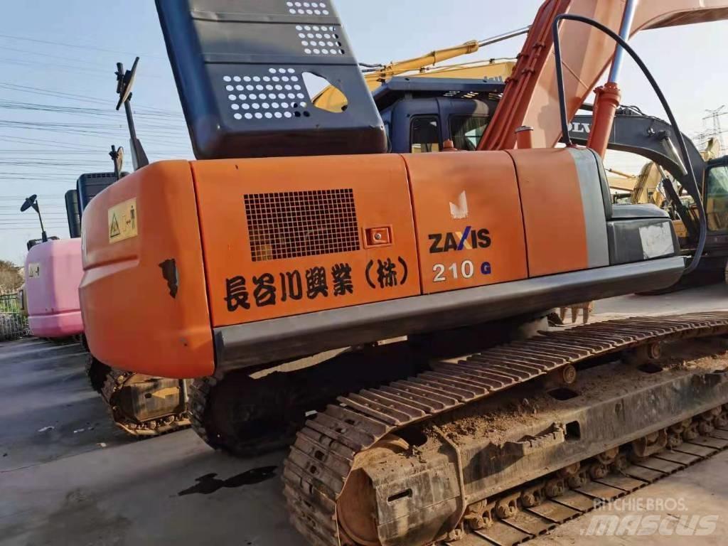Hitachi ZX 210 Lánctalpas kotrók