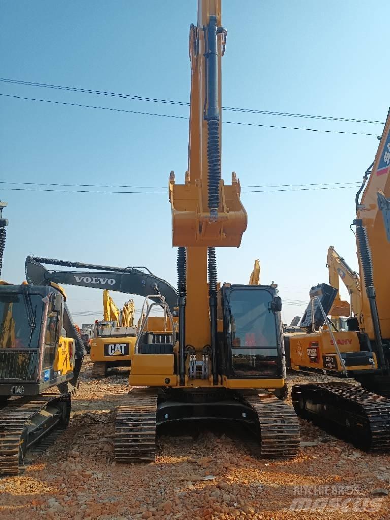 CAT CAT320GC Közepes (midi) kotrók 7 t - 12 t