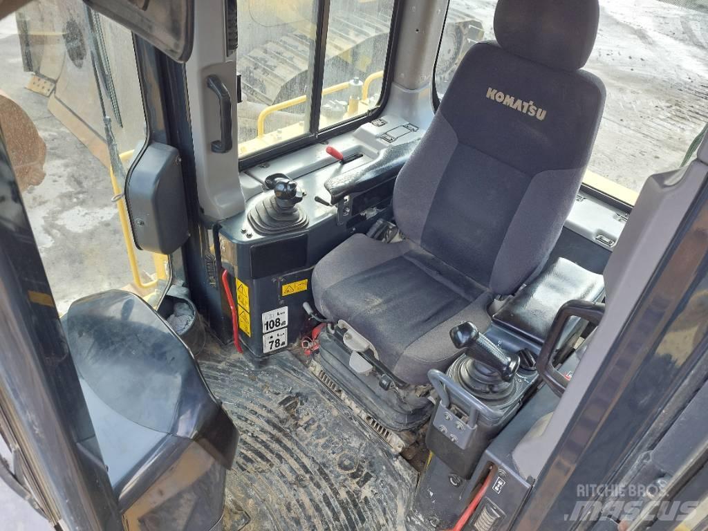 Komatsu D65PX-18 lánctalpas dózerek