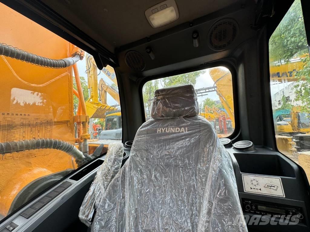 Hyundai 305 LC Lánctalpas kotrók