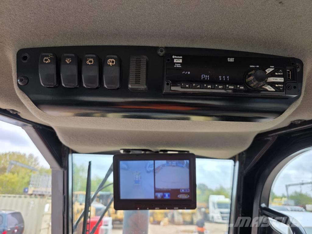 CAT D 5 K 2 LGP lánctalpas dózerek