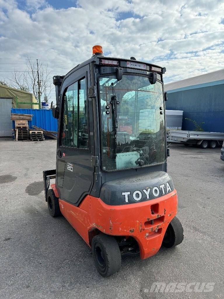 Toyota 8FBM20T Elektromos targoncák