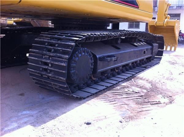 CAT 320 C L Lánctalpas kotrók