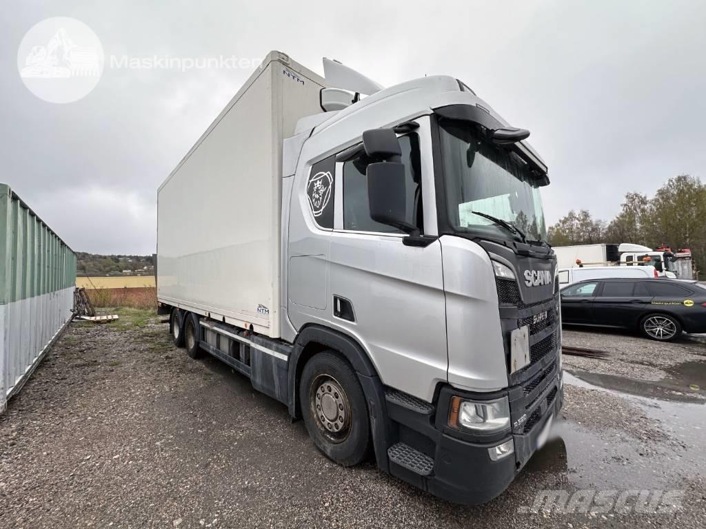 Scania R 520 Dobozos teherautók