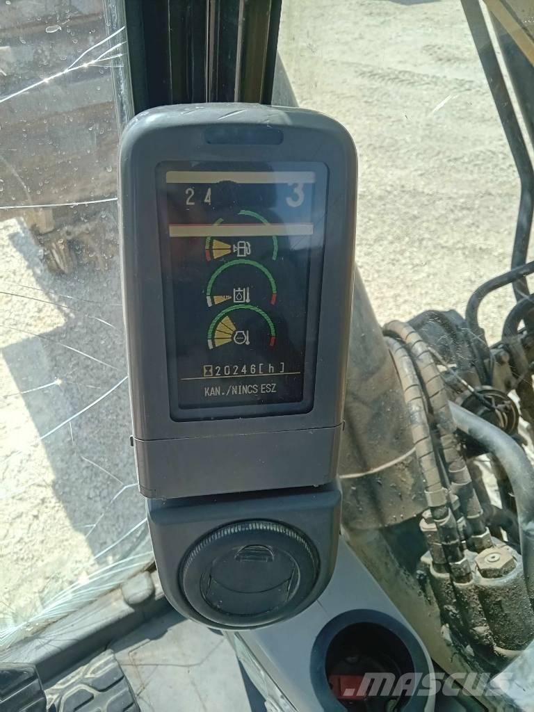 CAT 323 D L Lánctalpas kotrók