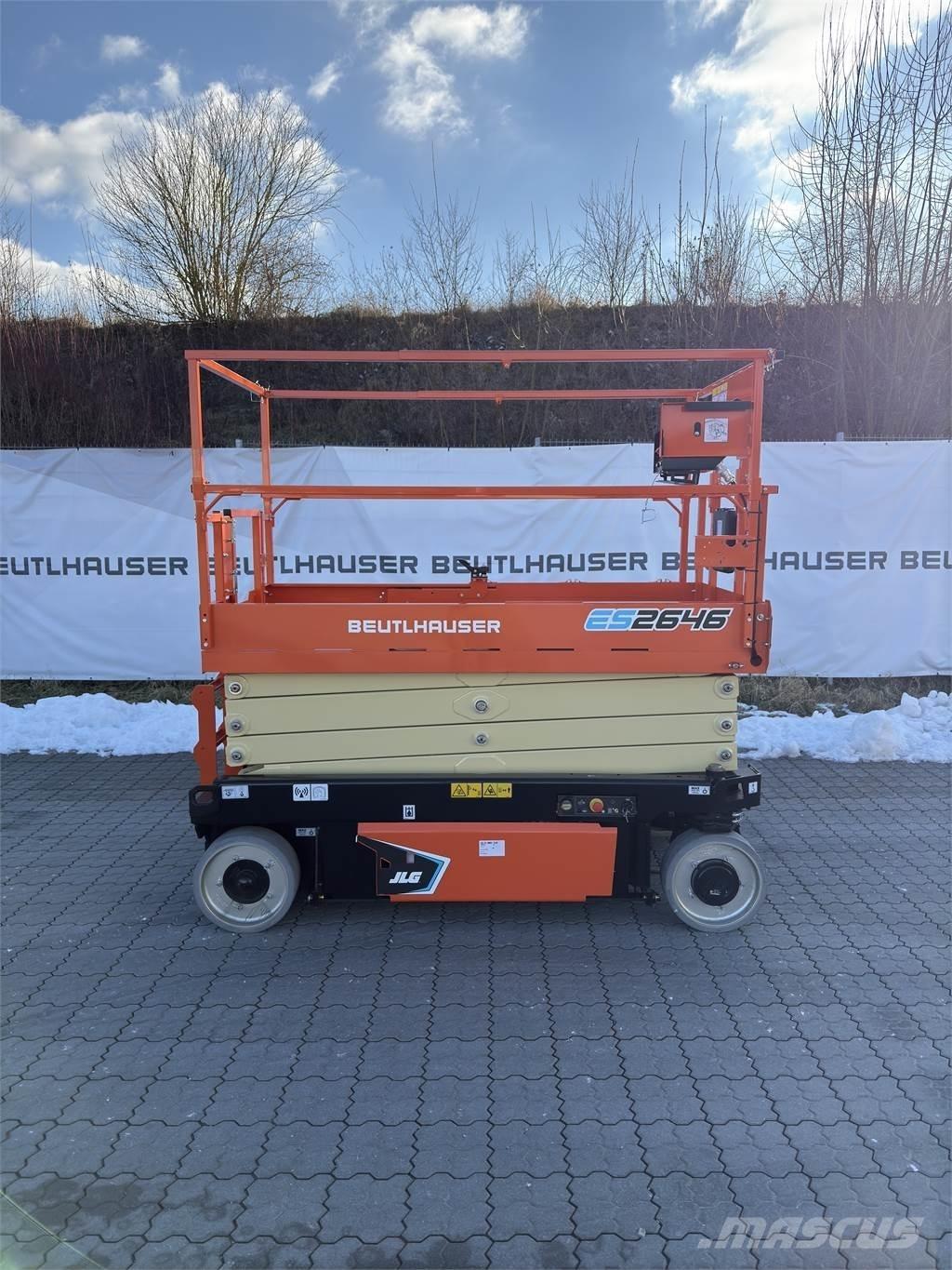 JLG ES2646 Ollós emelők