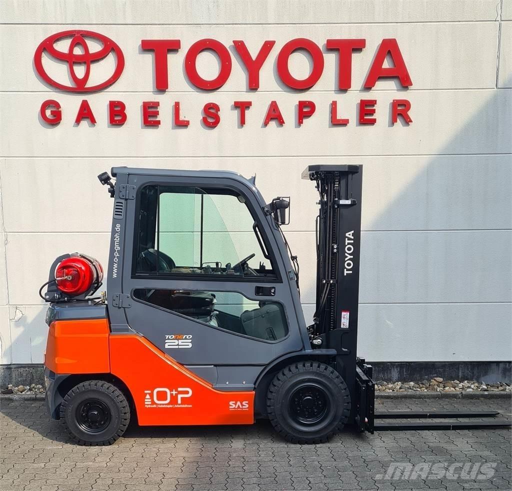 Toyota 02-8FGF25 Gázüzemű targoncák