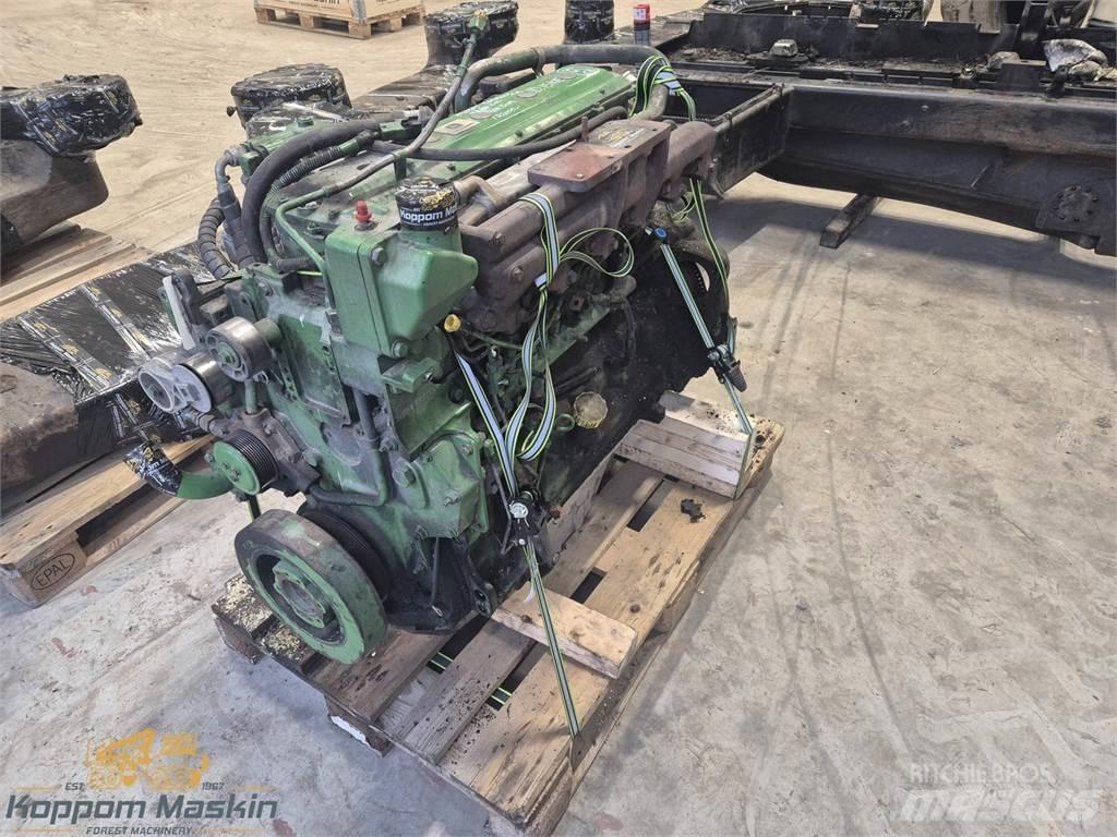 John Deere 1510e Motorok