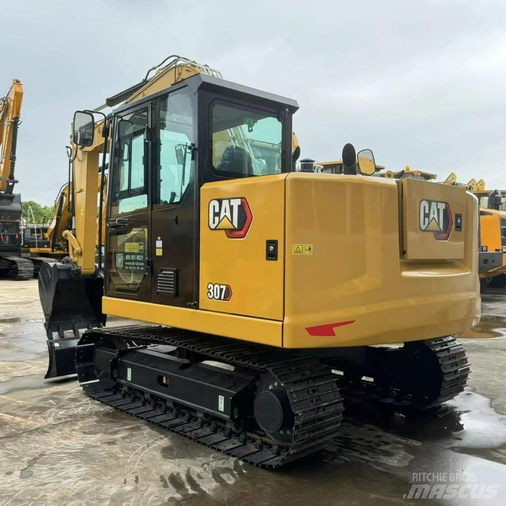 CAT 307 Mini kotrók < 7t