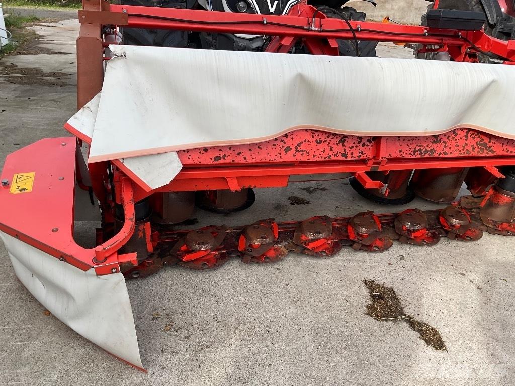 Kuhn GMD 802 F-FF Kaszák