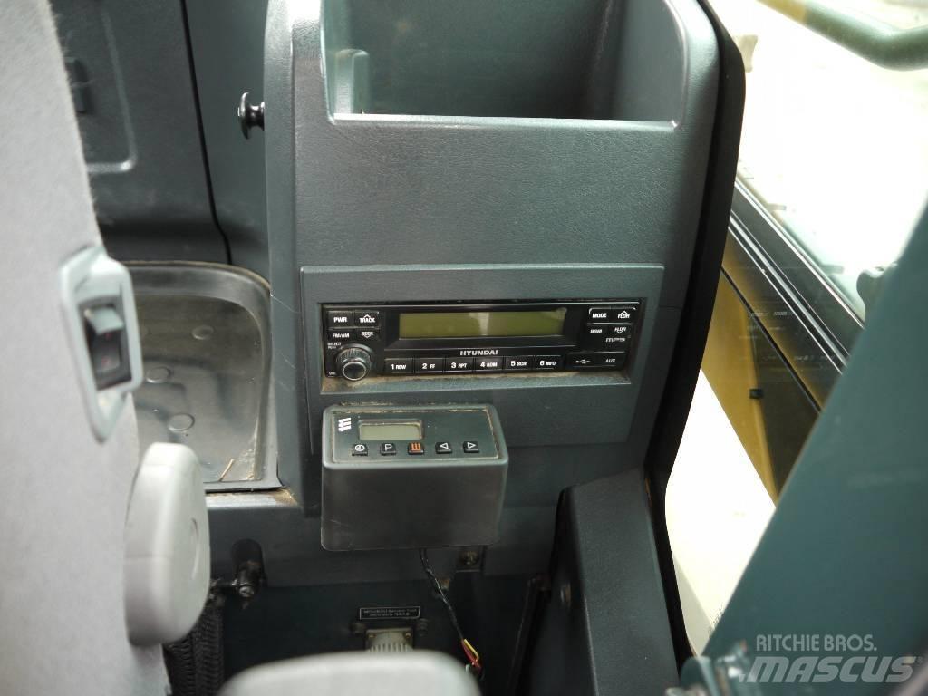 Hyundai R 220 LC-9A Lánctalpas kotrók