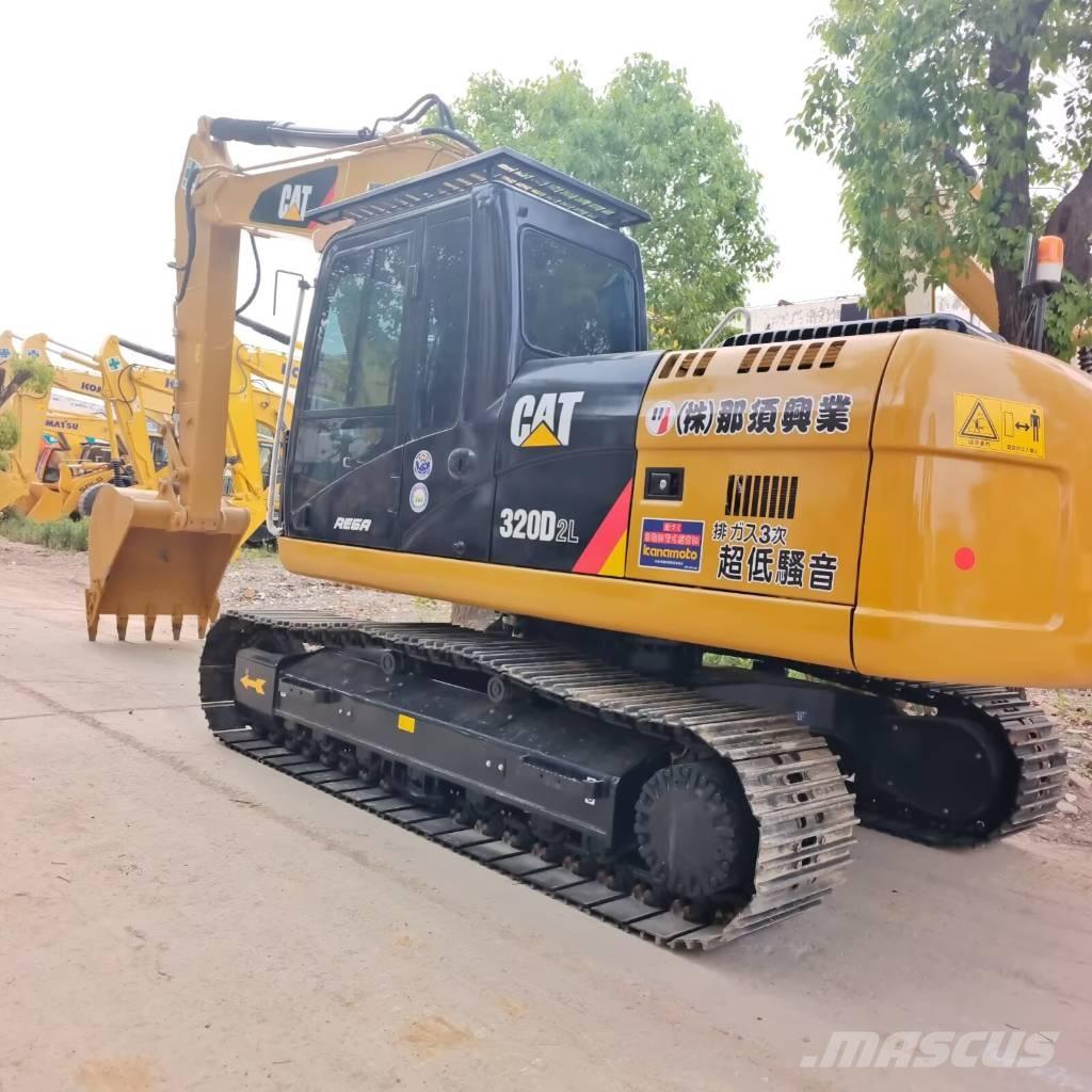 CAT 324D2L Lánctalpas kotrók