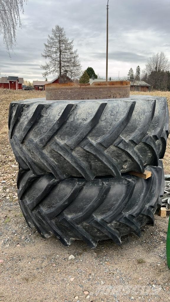 John Deere 4850 Traktorok