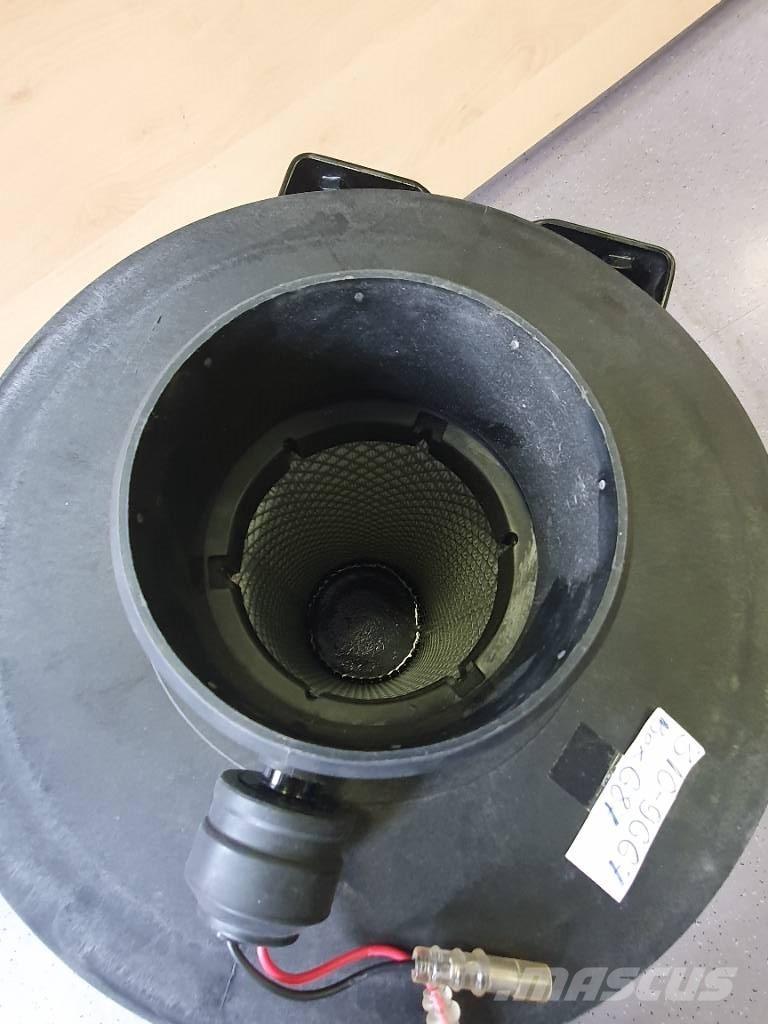 CAT 325 C LN Vezetőfülke és belső tartozékok