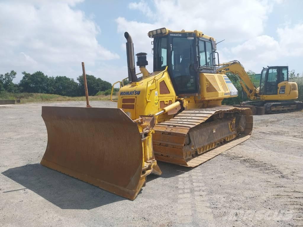 Komatsu D61PX-23 lánctalpas dózerek