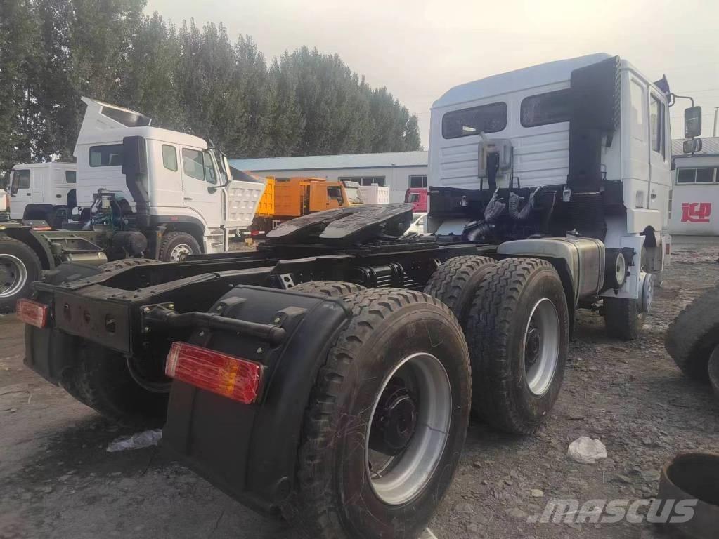 Shacman F3000 6X4 Nyergesvontatók