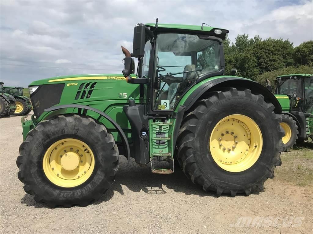 John Deere 6215R Traktorok