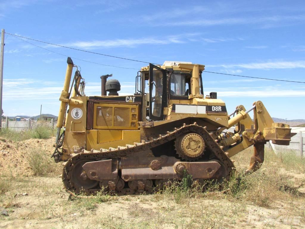 CAT D 8 R lánctalpas dózerek