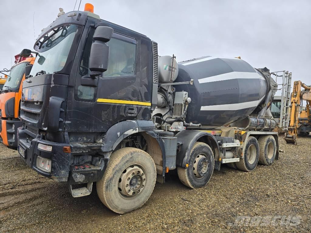 Iveco AD 340 T36 Beton keverők