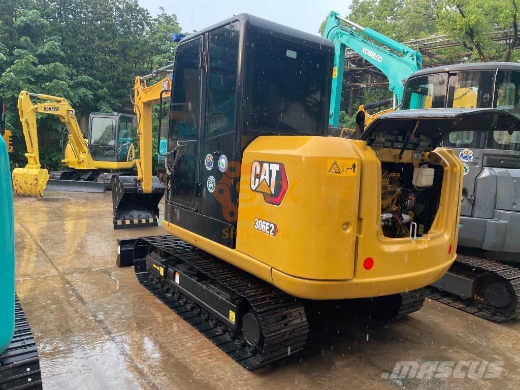 CAT 306 Mini kotrók < 7t