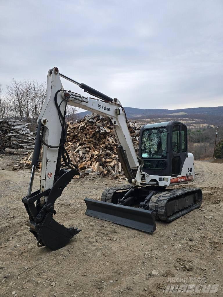 Bobcat 341 G Mini kotrók < 7t