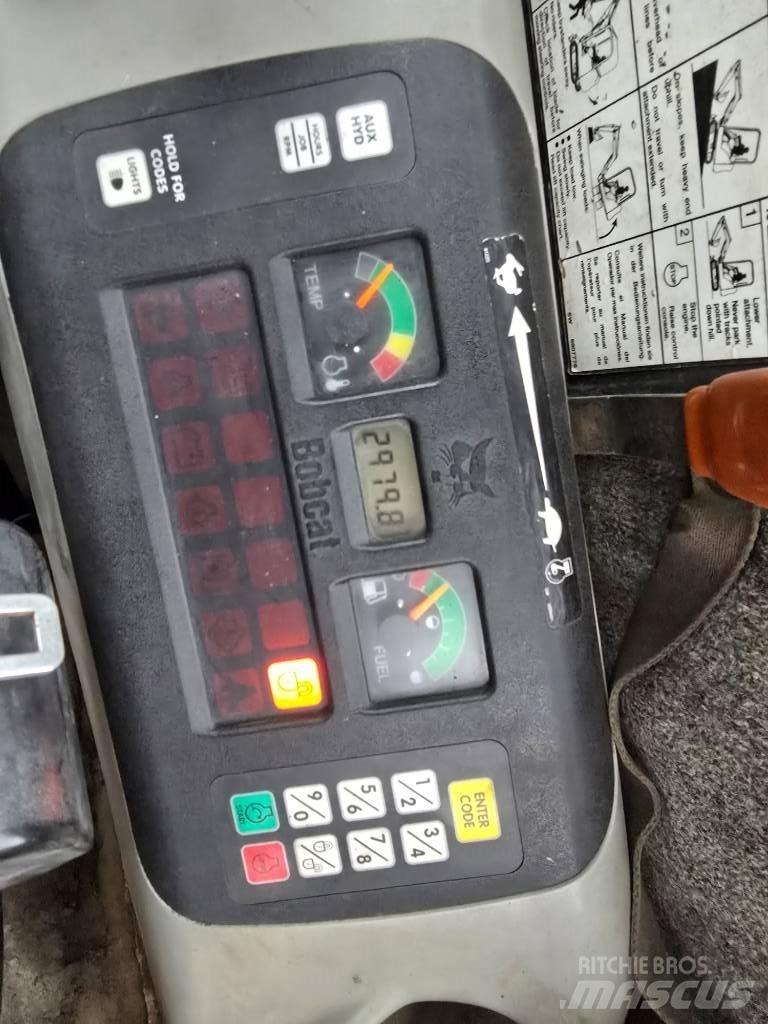 Bobcat 341 G Mini kotrók < 7t