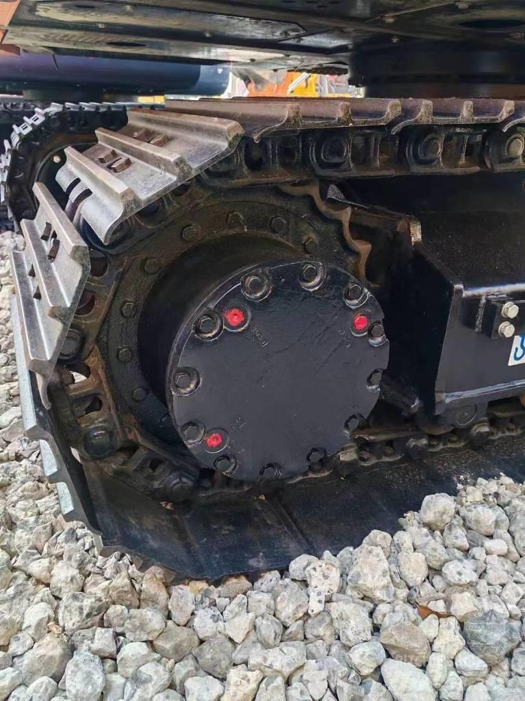 Hitachi ZX 120 Lánctalpas kotrók
