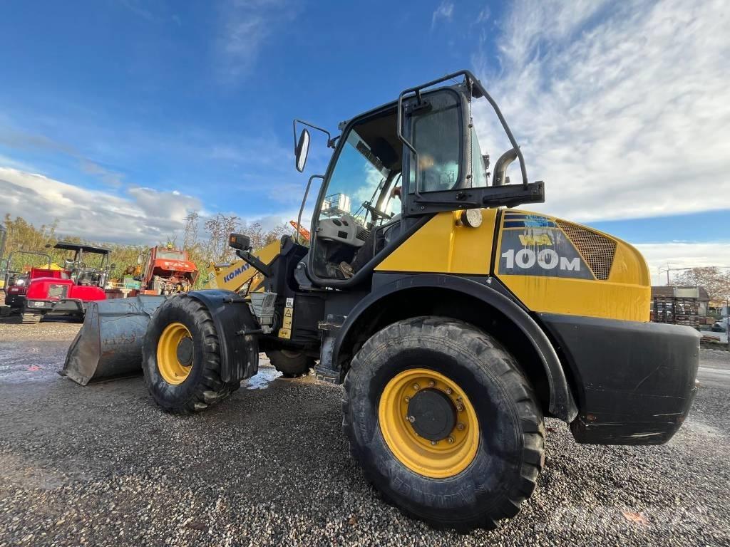 Komatsu WA 100 M Gumikerekes homlokrakodók