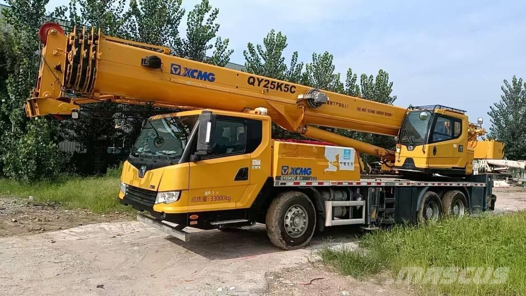 XCMG QY25K5C Terepdaruk