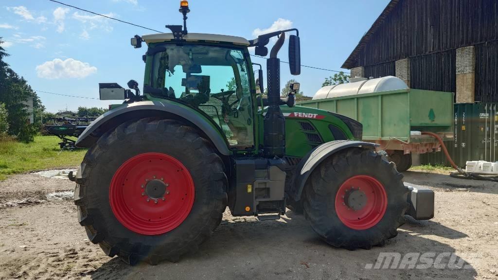 Fendt 724 Profi Plus Traktorok