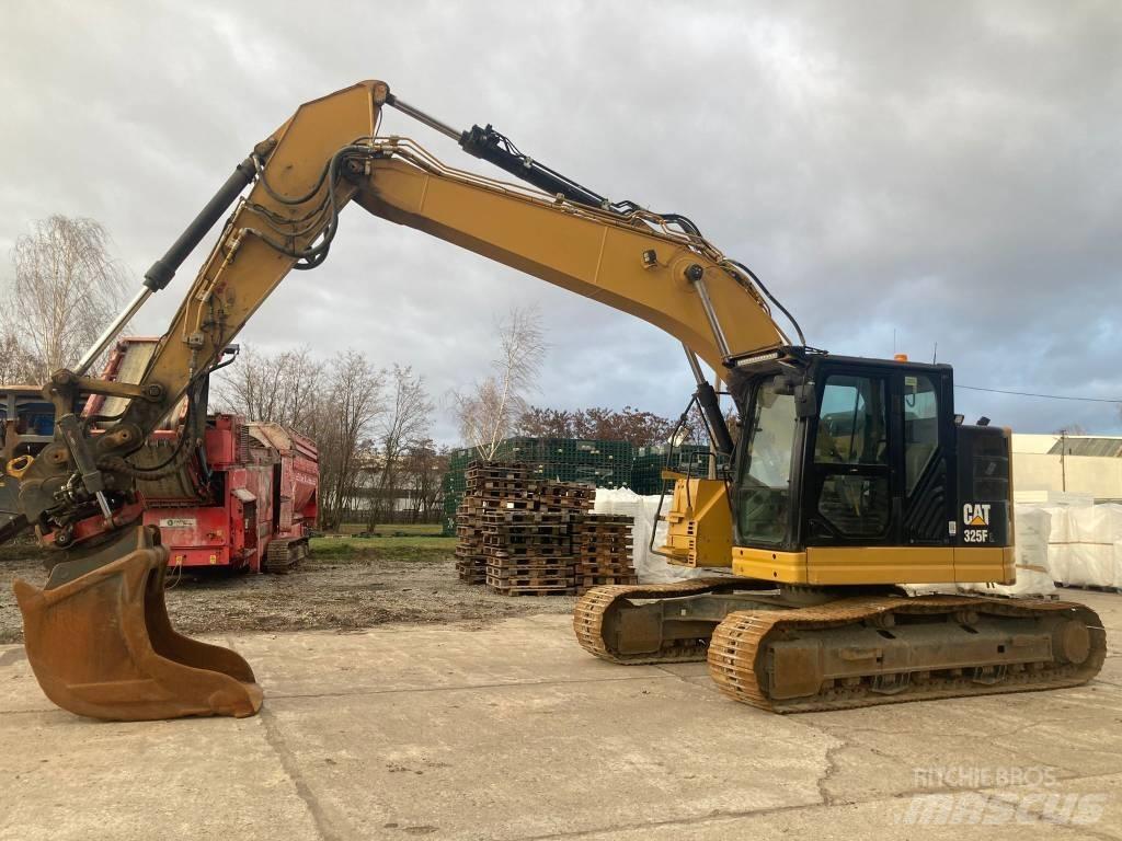 CAT 325 F LCR Lánctalpas kotrók