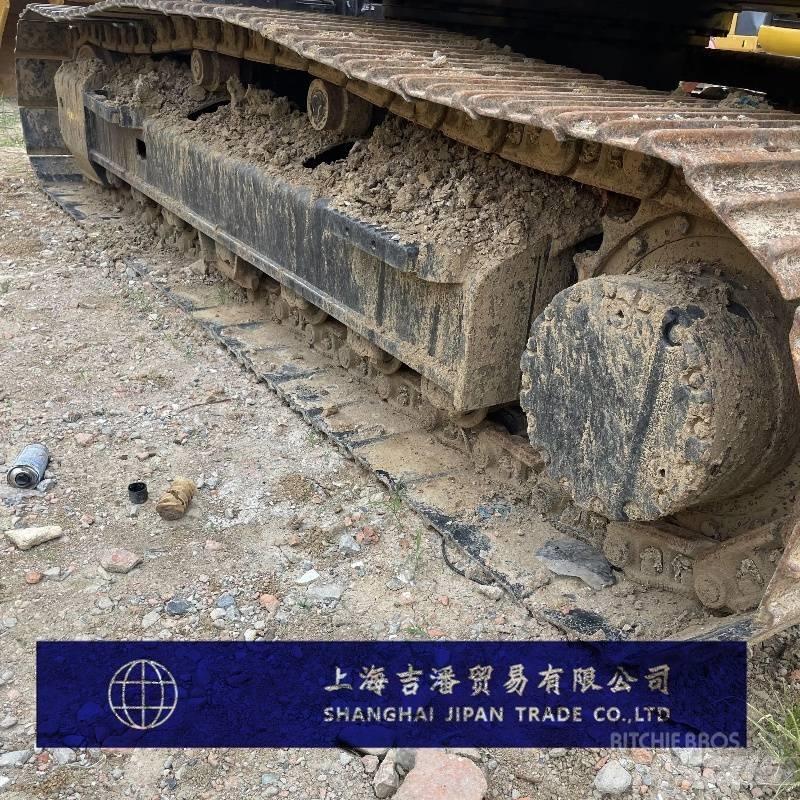 CAT 315 D Közepes (midi) kotrók 7 t - 12 t