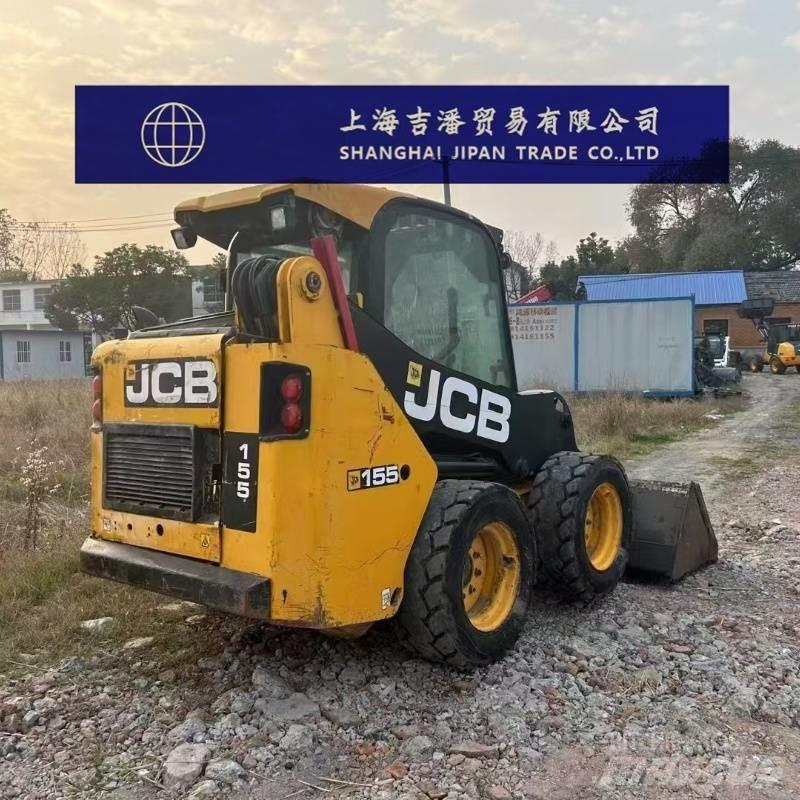 JCB 155 B Kompaktrakodók