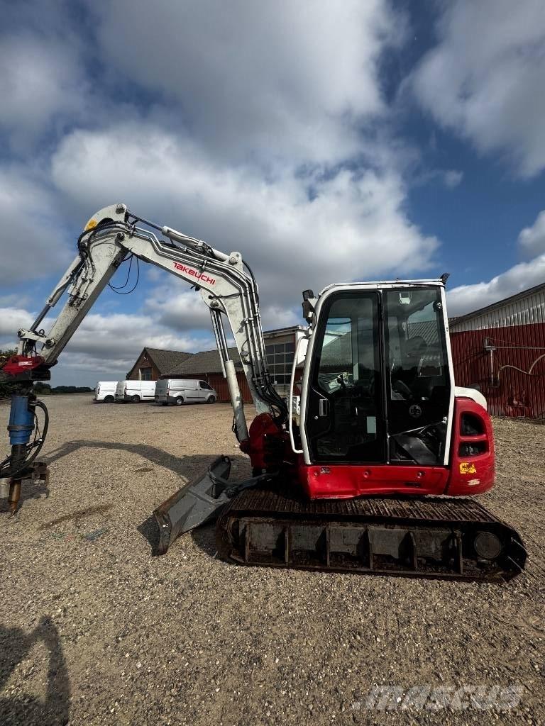 Takeuchi TB 370 Lánctalpas kotrók