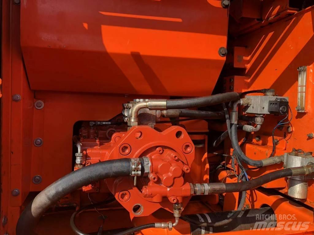 Doosan 220-7 Lánctalpas kotrók