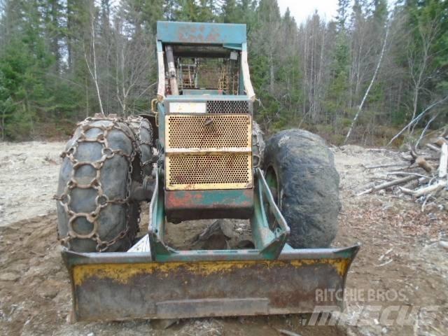 Timberjack 380 Vonszolók